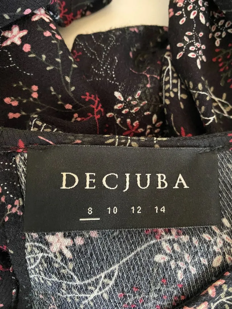 Black floral Decjuba Tops, 8