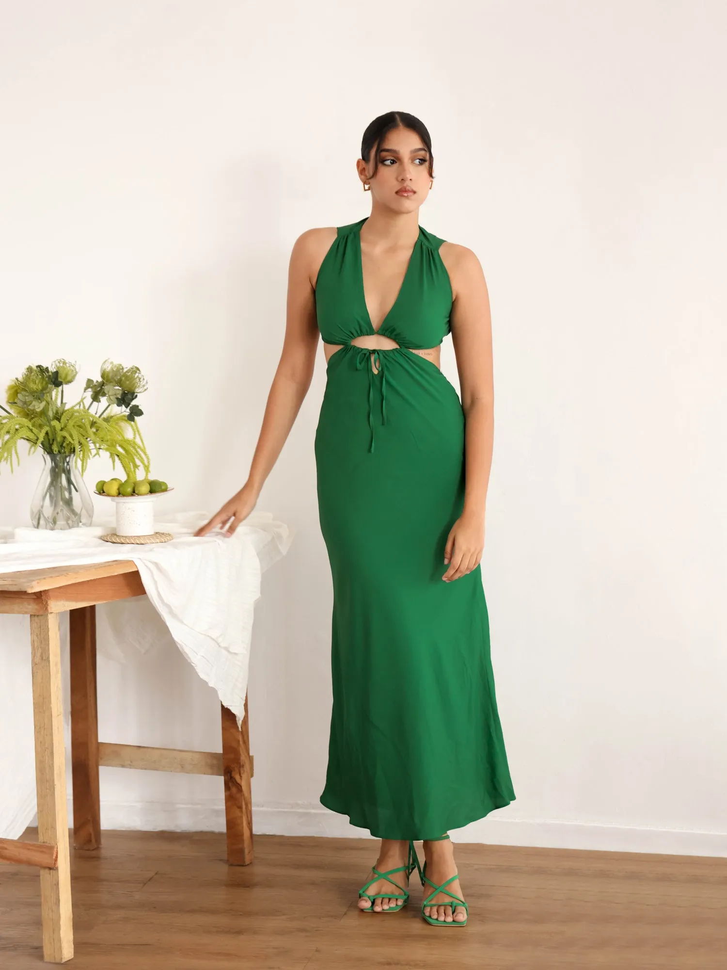 Cut Out Detail Midi Dress