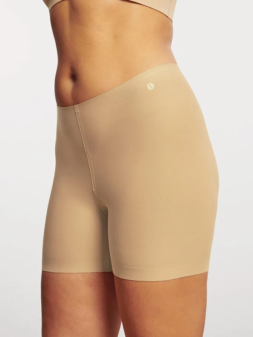 Evelyn & Bobbie Longline Short