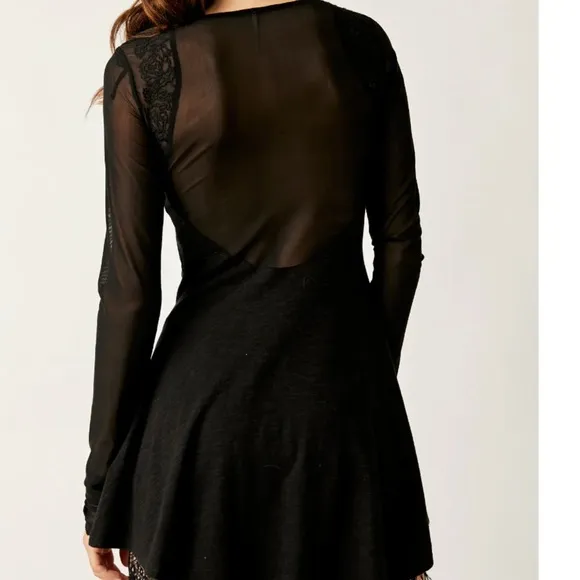 Free People NWT Rendezvous Black Embroidered Lace Vneck Long Sleeve Top size XS