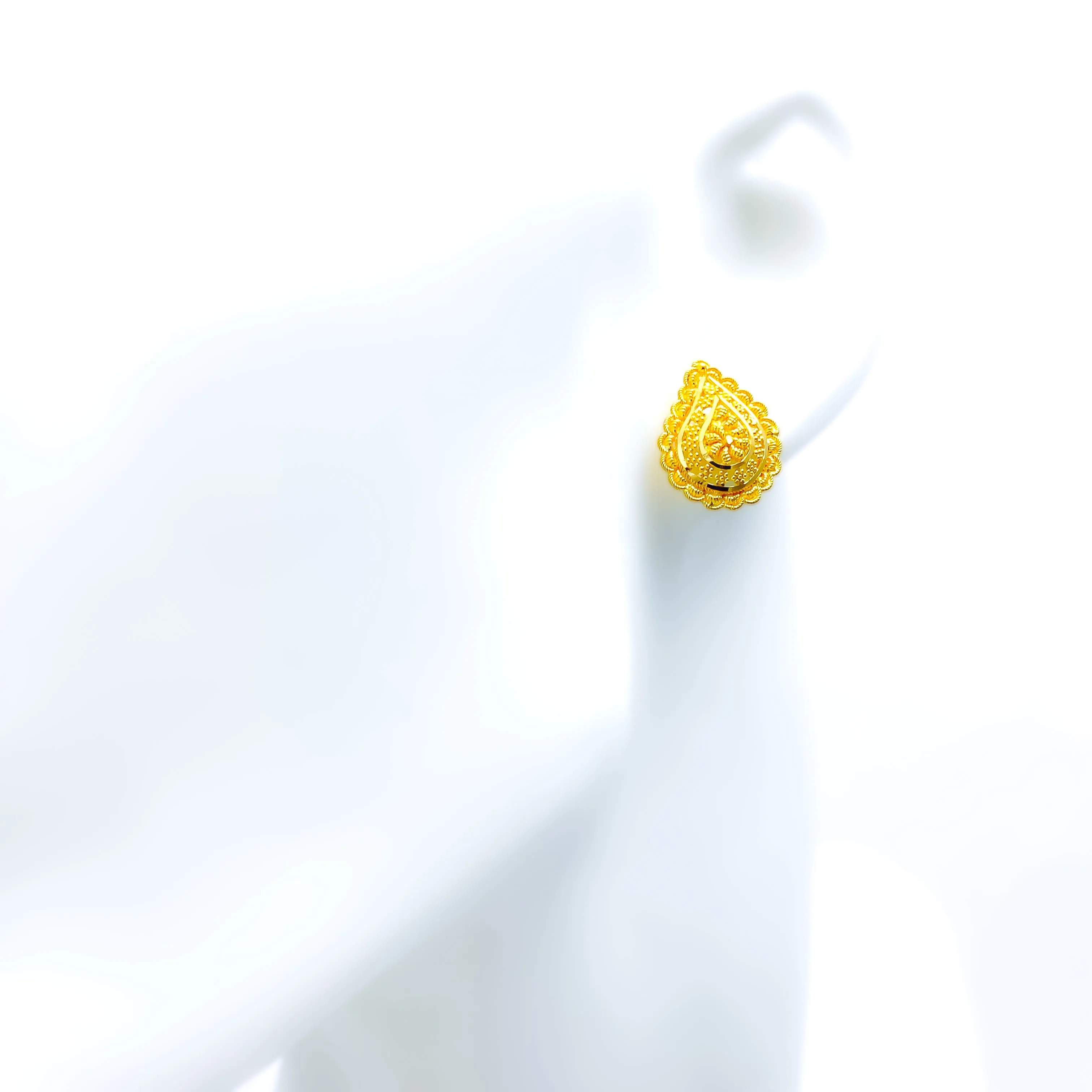 Grandiose Floral Paisley 22k Gold Earrings