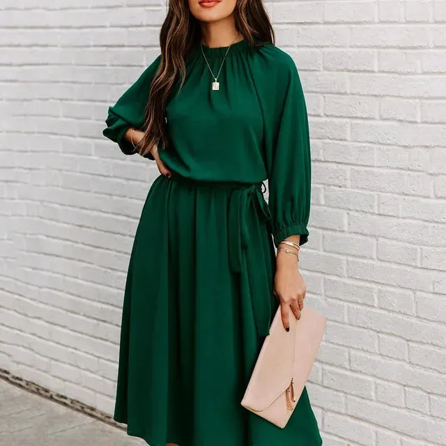 Grünes Midi-Kleid mit Bindegürtel - Sophie