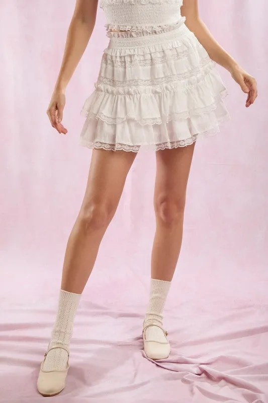 Lace Trim With Ruffle Detail Solid Mini Skirt