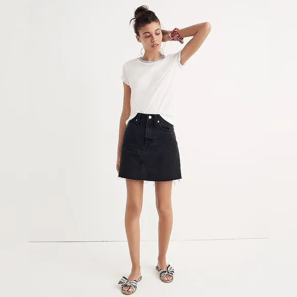 Madewell Denim Frisco Mini Skirt in Lunar Wash - Size 28