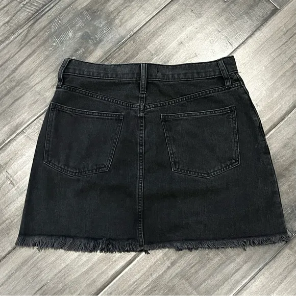 Madewell Denim Frisco Mini Skirt in Lunar Wash - Size 28
