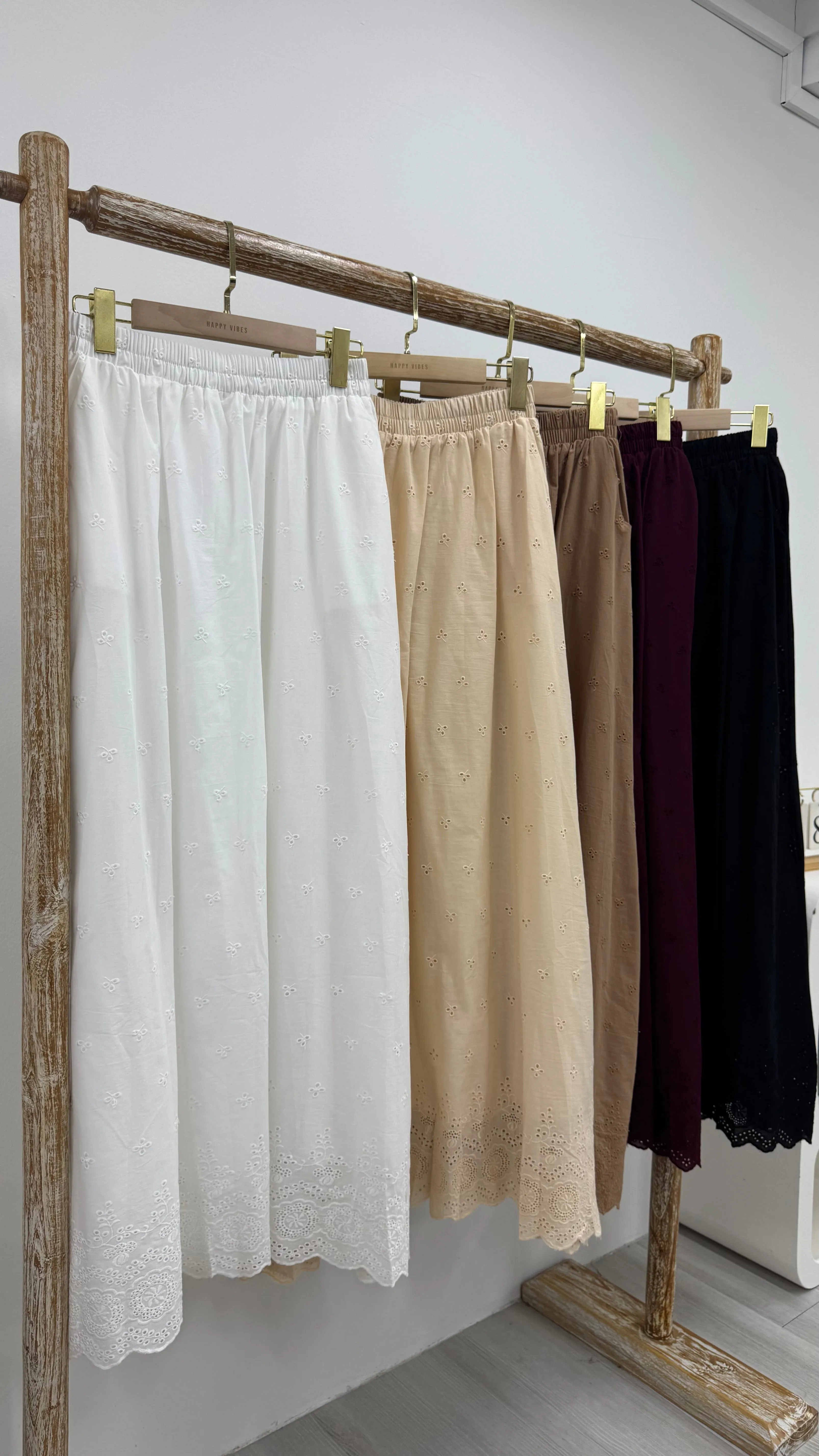 Mini Floret Eyelet Skirt (Attached Lining)
