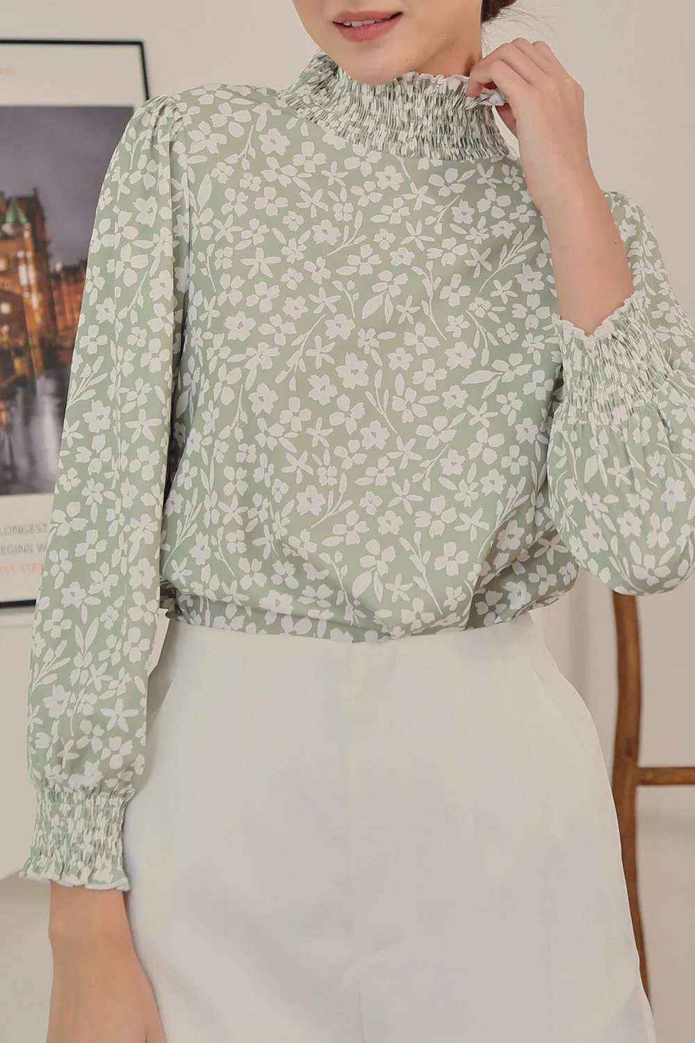 Mirelle Long Sleeves Tops in Sage Floral