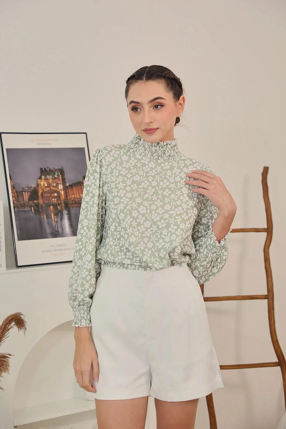 Mirelle Long Sleeves Tops in Sage Floral