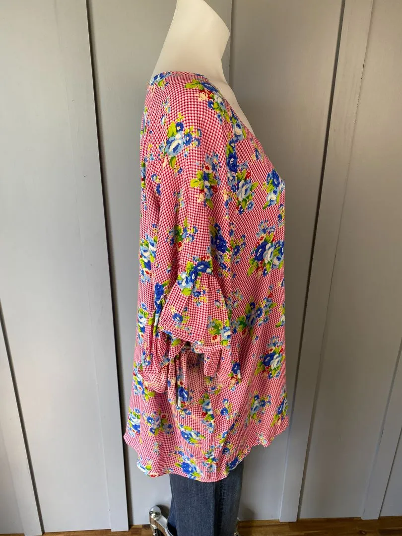 Multi floral Tantrum Tops, 18