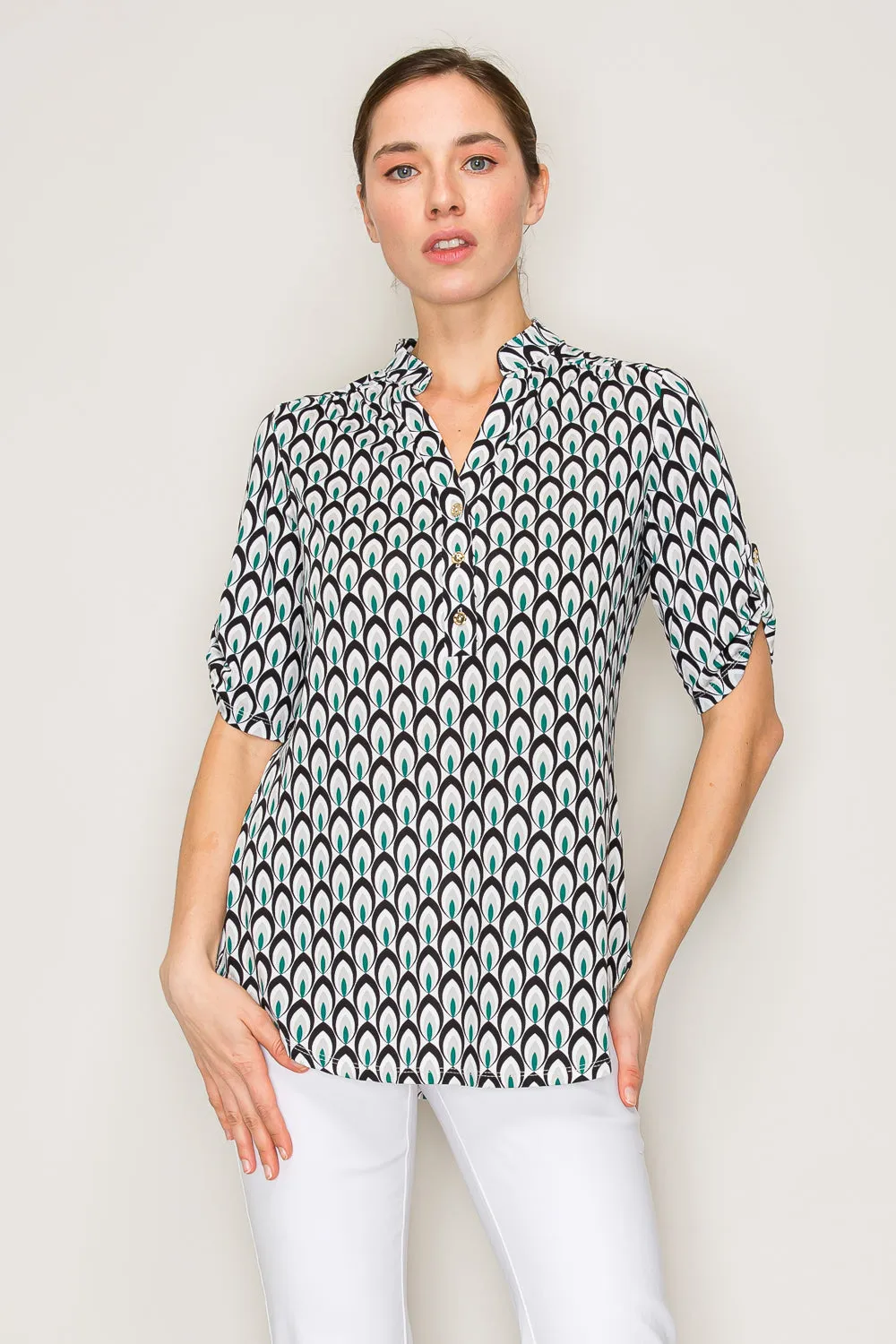 PRINTED BRUSHED HACCI CREW SIDE SLIT DOLMAN KNIT