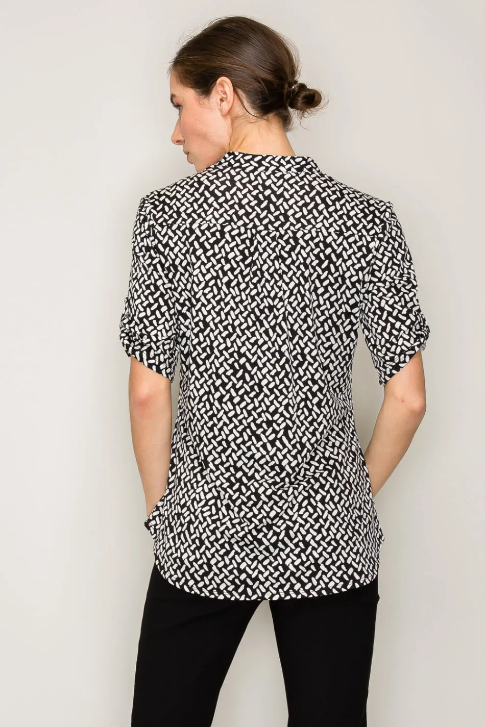 PRINTED BRUSHED HACCI CREW SIDE SLIT DOLMAN KNIT