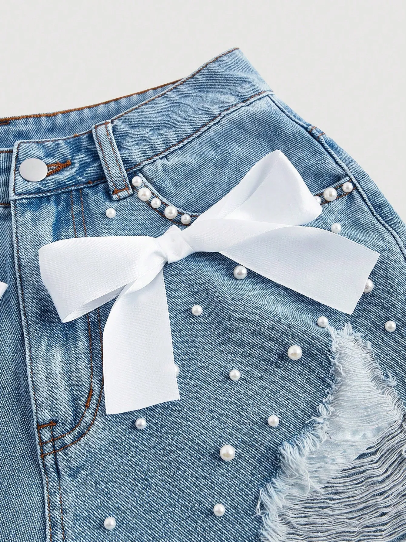 Shorts de mezclilla desgastados para mujer  CR