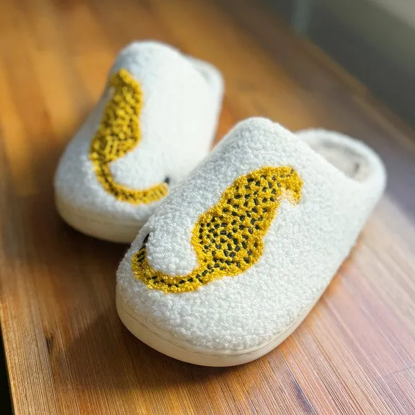 Sitting So Cool Cheetah Lounge Slippers – Cozy Animal Print House Shoes
