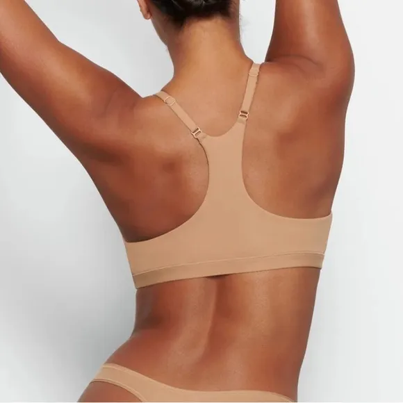 SKIMS Fits Everybody Racerback Bralette