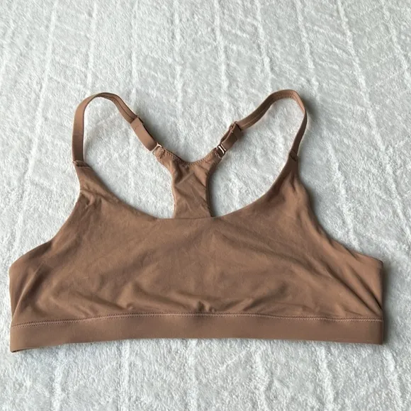 SKIMS Fits Everybody Racerback Bralette