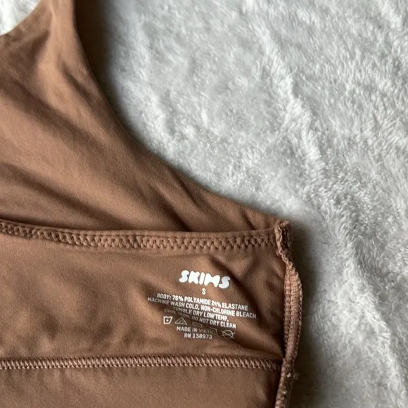 SKIMS Fits Everybody Racerback Bralette