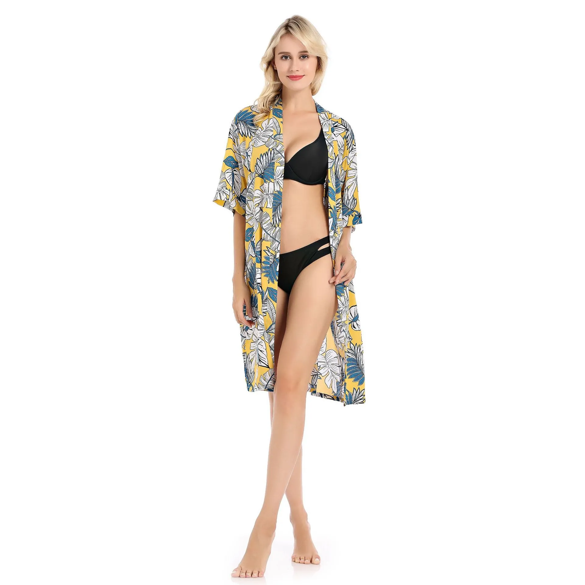 Tropical Bliss Leaf Print Short Wrap Robe