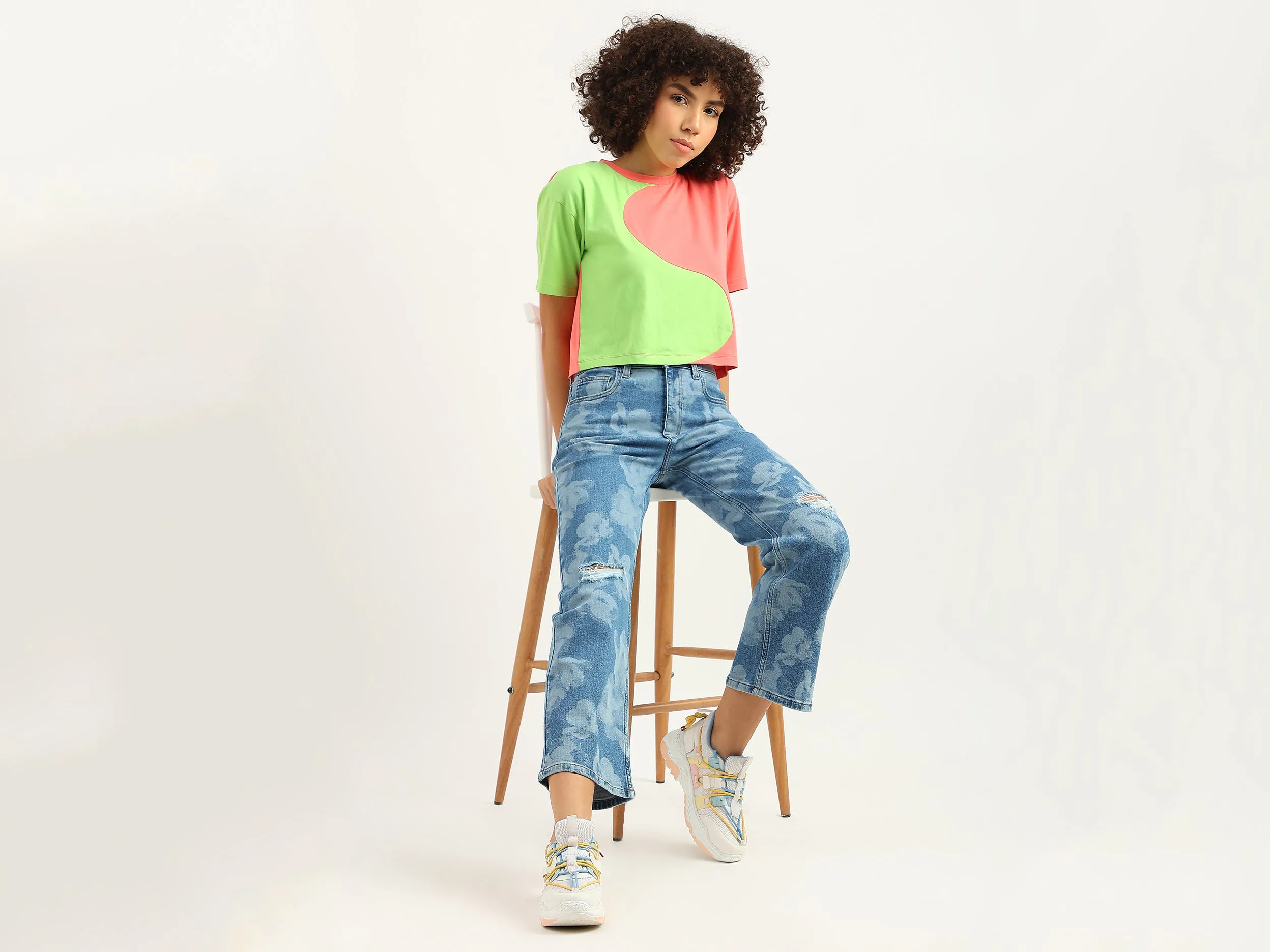 Women Printed Slouchy Fit Jeans