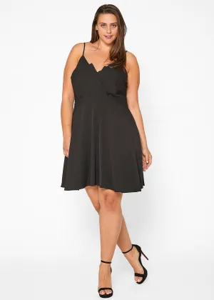 Women's Plus Size V-neck Spaghetti Strap Cocktail Dress in Black